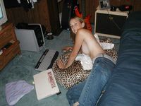 Hardcore Homemade Porn bbf bde free amature home made lesbian hard core close pics