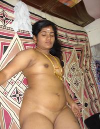 Porn Pics Big Boob south indian hot wife posing naked showing boobs cunt huge ass pics
