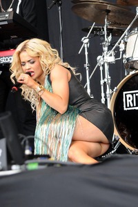 Sexy Upskirt Shots rita ora flashes entire boob sexy upskirt photos naked